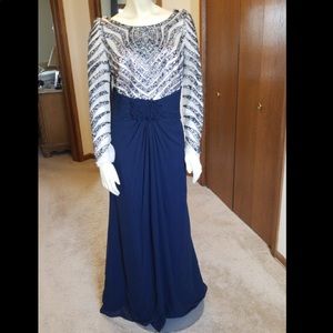 Gorgeous mother of the bride/groom dress